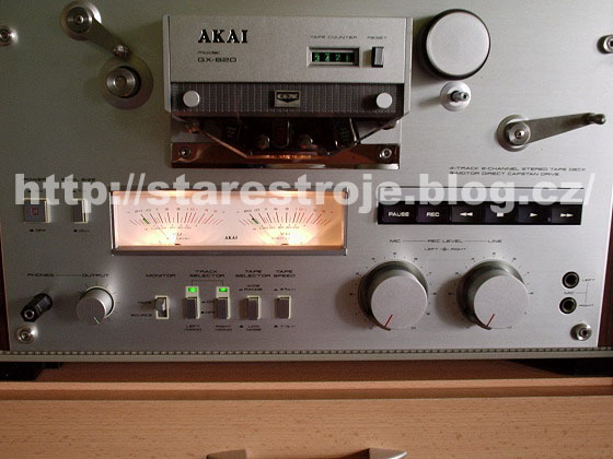 akai2 akai2