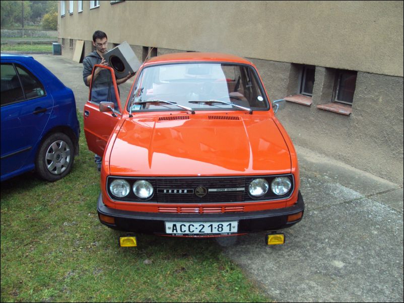 002_094206_Vasek